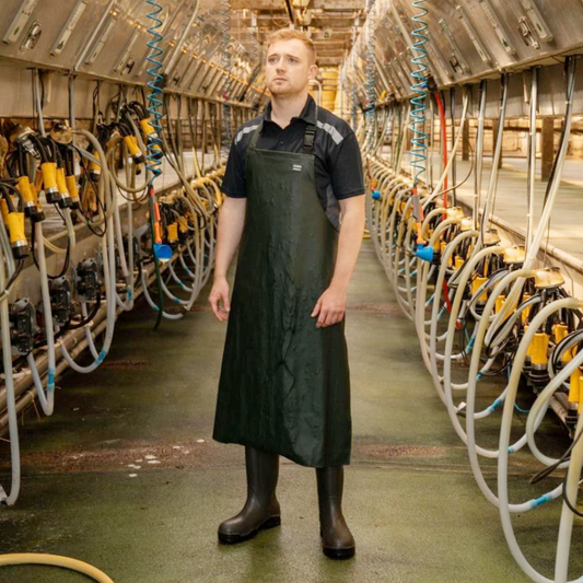 Swampmaster No Sweat Stormgear Waterproof Dairy Apron